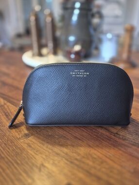 Smythson Black Leather Zip Pouch Cosmetic Bag for Women BRAND NEW no Tags